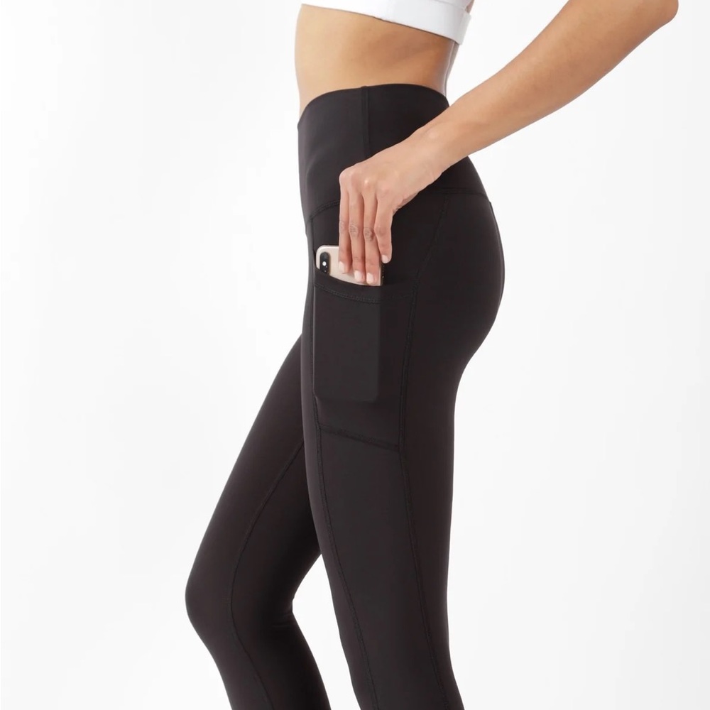 YOGALICIOUS • Womens Charcoal Leggings • M